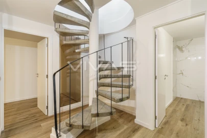 Apartamento T2 para Venda em Oliveira (Santa Maria)