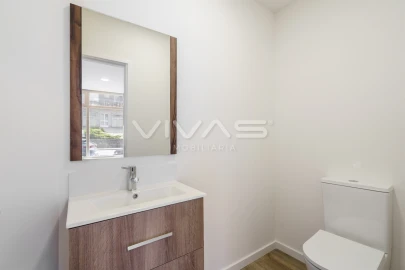 Apartamento T2 para Venda em Oliveira (Santa Maria)