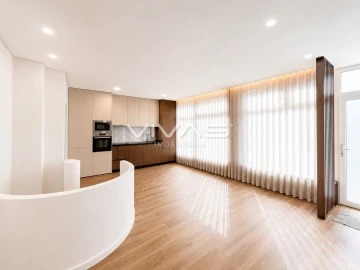 Apartamento T2 para Venda em Oliveira (Santa Maria)
