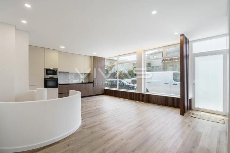 Apartamento T2 para Venda em Oliveira (Santa Maria)