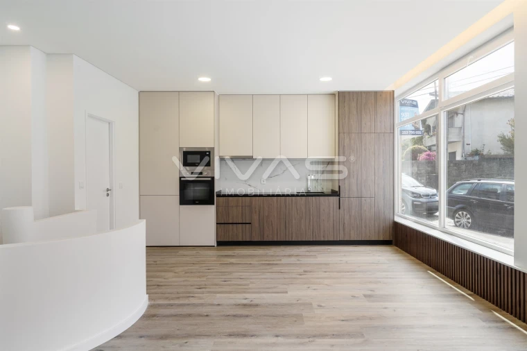 Apartamento T2 para Venda em Oliveira (Santa Maria) Foto 2