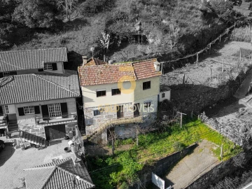 Moradia T3 para Venda em Fornos