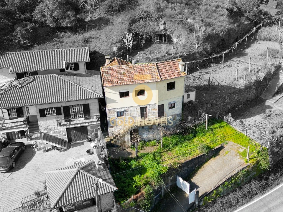 Moradia T3 para Venda em Fornos Foto 1