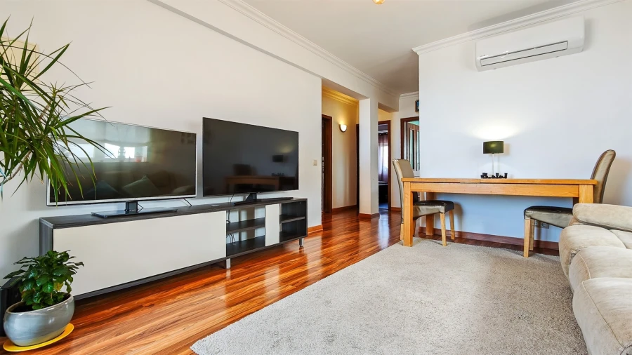 Apartamento T2 para Venda em Albufeira e Olhos de Água Foto 6