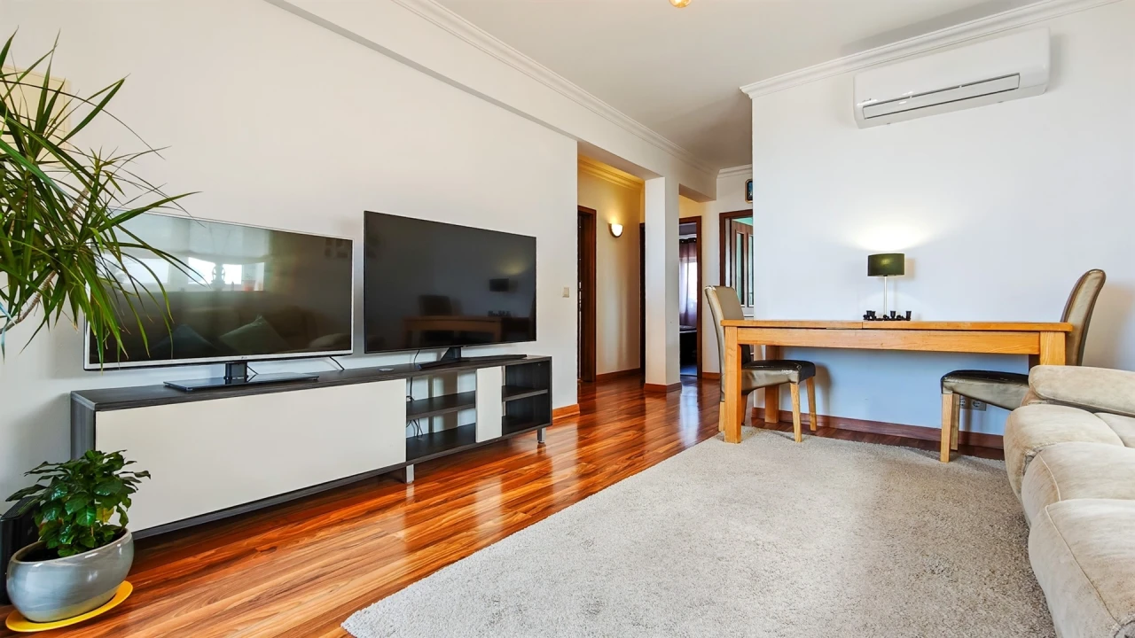 Apartamento T2 para Venda em Albufeira e Olhos de Água Foto 11