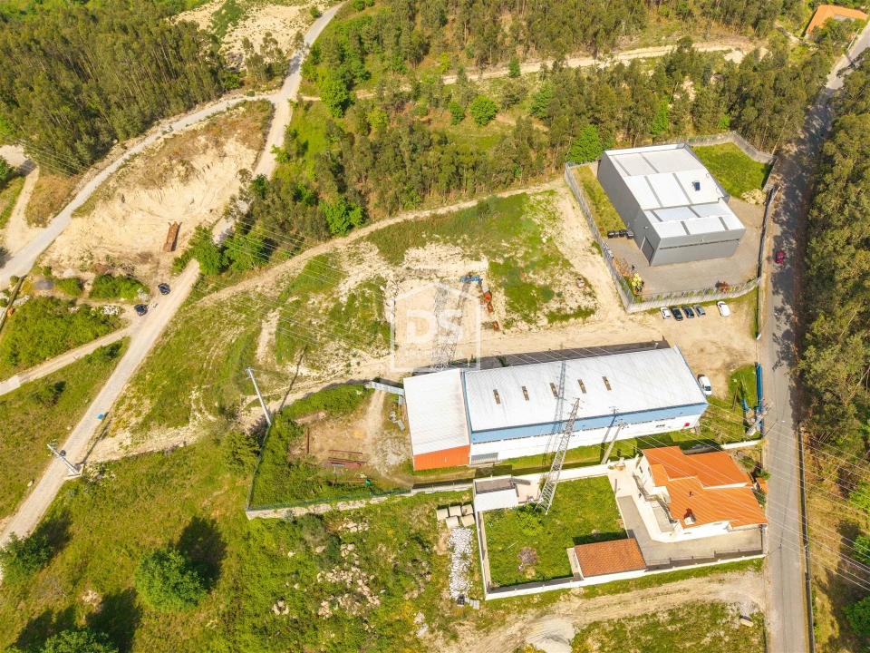 Armazém para Venda em Croca Foto 7