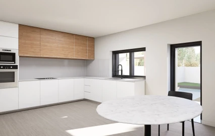 Moradia T4 para Venda em Tortosendo