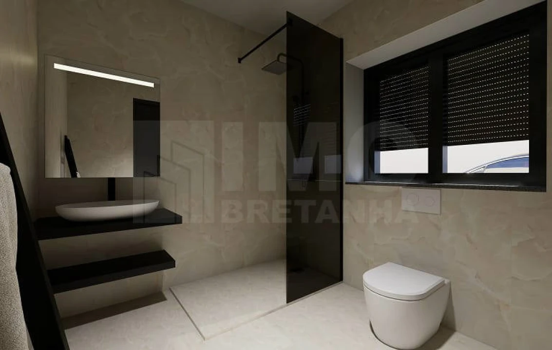 Moradia T4 para Venda em Tortosendo Foto 8