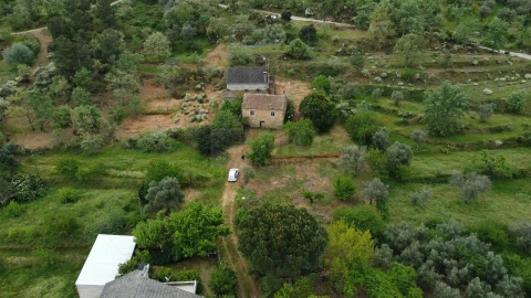 Quinta T3 para Venda em Ferro