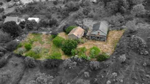 Quinta T3 para Venda em Ferro