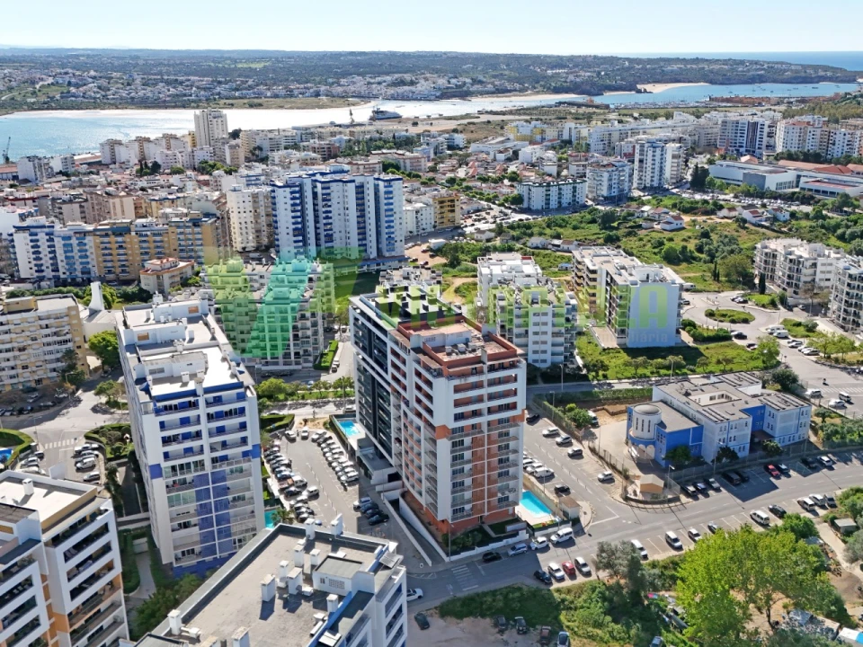 Apartamento T4 para Venda em Portimão Foto 2