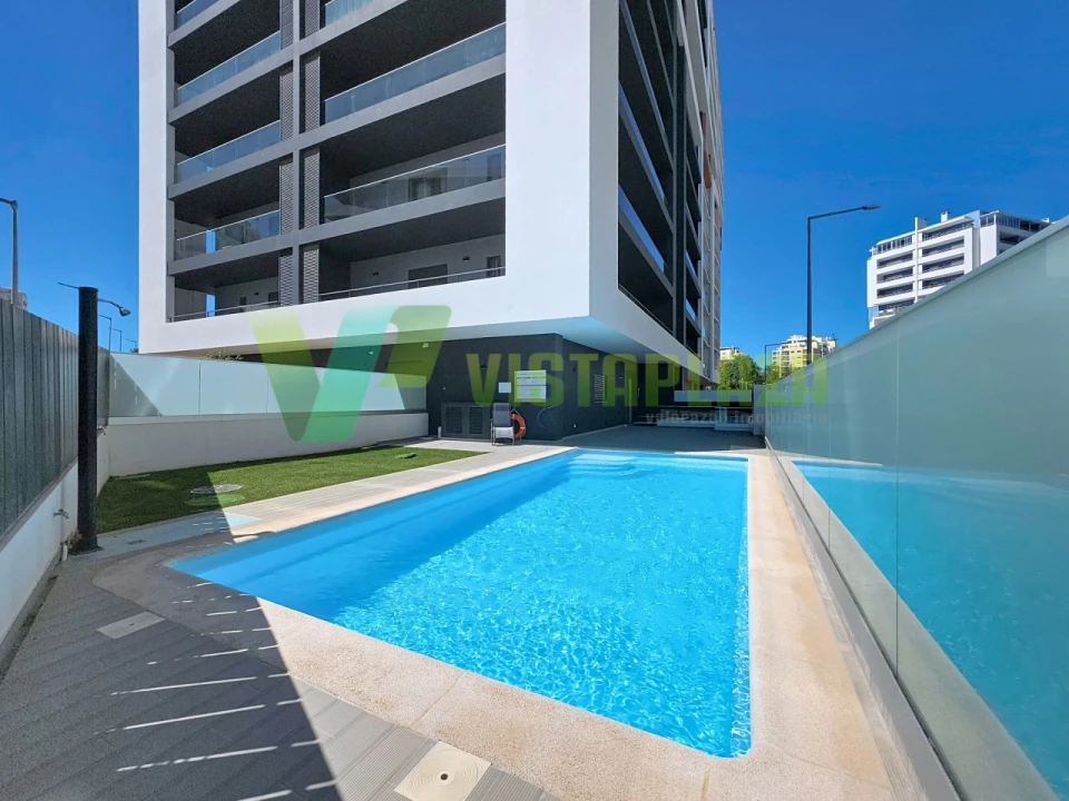 Apartamento T4 para Venda em Portimão Foto 48