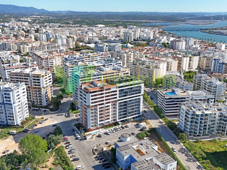 Apartamento T4 para Venda em Portimão Foto 1