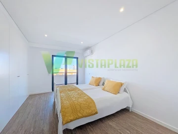 Apartamento T4 para Venda em Portimão