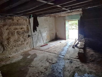 Moradia T0 para Venda em Moimenta da Serra e Vinhó