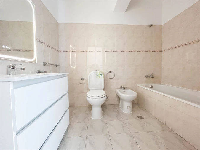 Apartamento T3 para Venda em Castelo Branco Foto 26