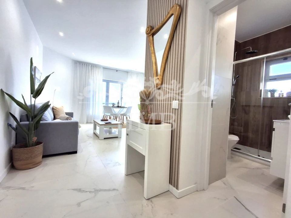 Apartamento T1 para Venda em Portimão Foto 4