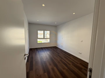 Apartamento T3 para Venda em Tavarede