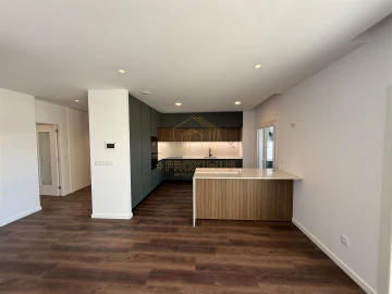 Apartamento T3 para Venda em Tavarede