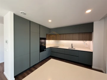 Apartamento T3 para Venda em Tavarede