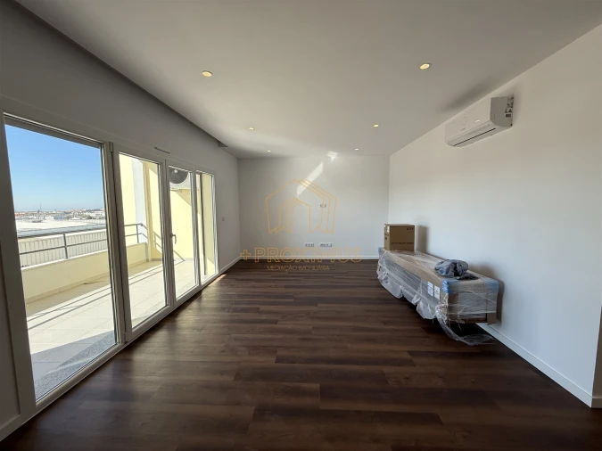 Apartamento T3 para Venda em Tavarede Foto 17