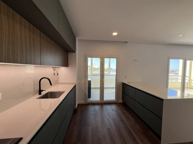 Apartamento T3 para Venda em Tavarede Foto 11