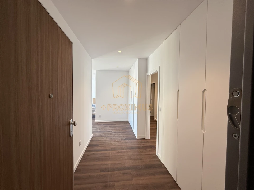 Apartamento T3 para Venda em Tavarede Foto 6