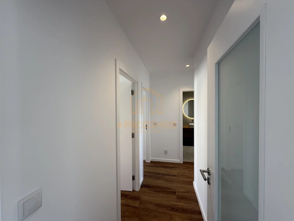 Apartamento T3 para Venda em Tavarede Foto 17