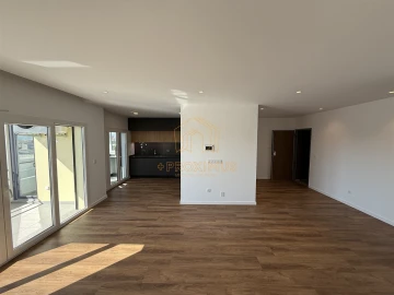 Apartamento T3 para Venda em Tavarede