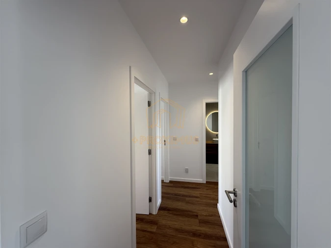 Apartamento T3 para Venda em Tavarede Foto 17