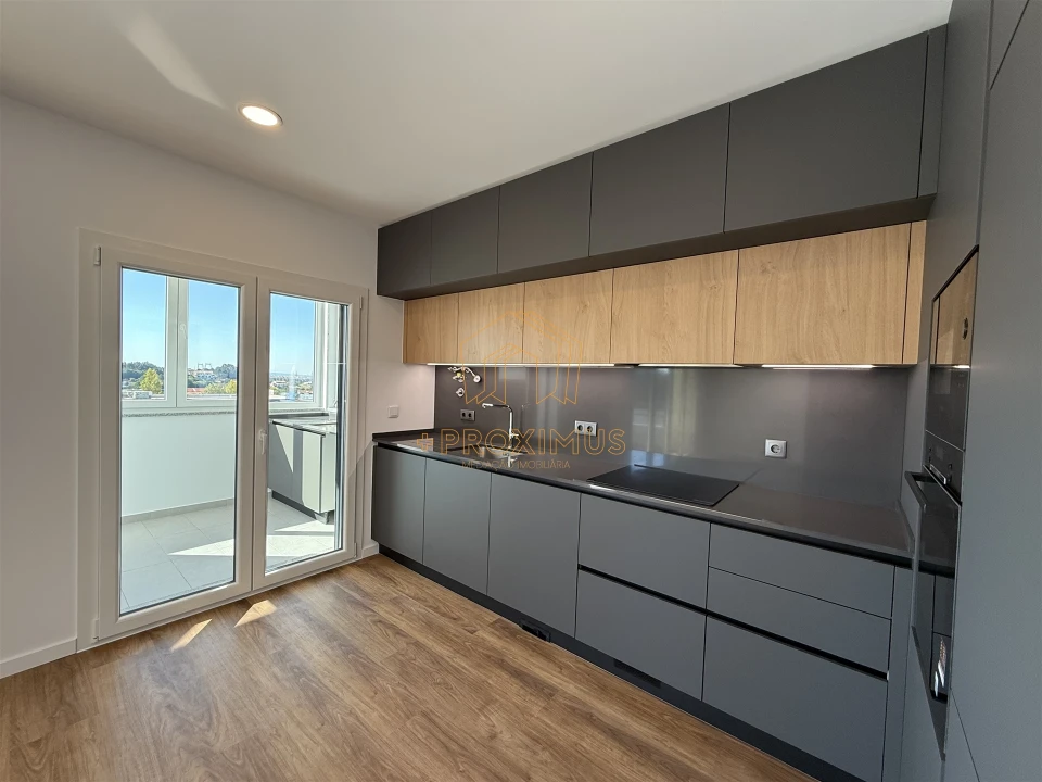 Apartamento T3 para Venda em Tavarede Foto 12