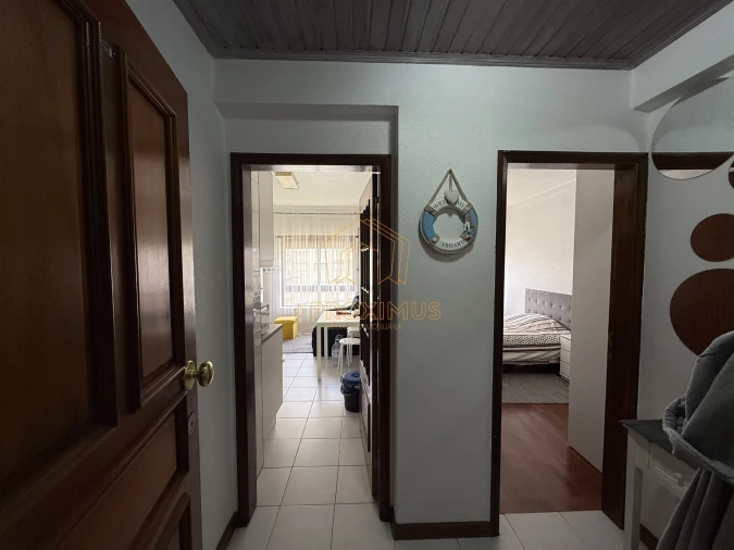 Apartamento T1 para Venda em Buarcos Foto 2