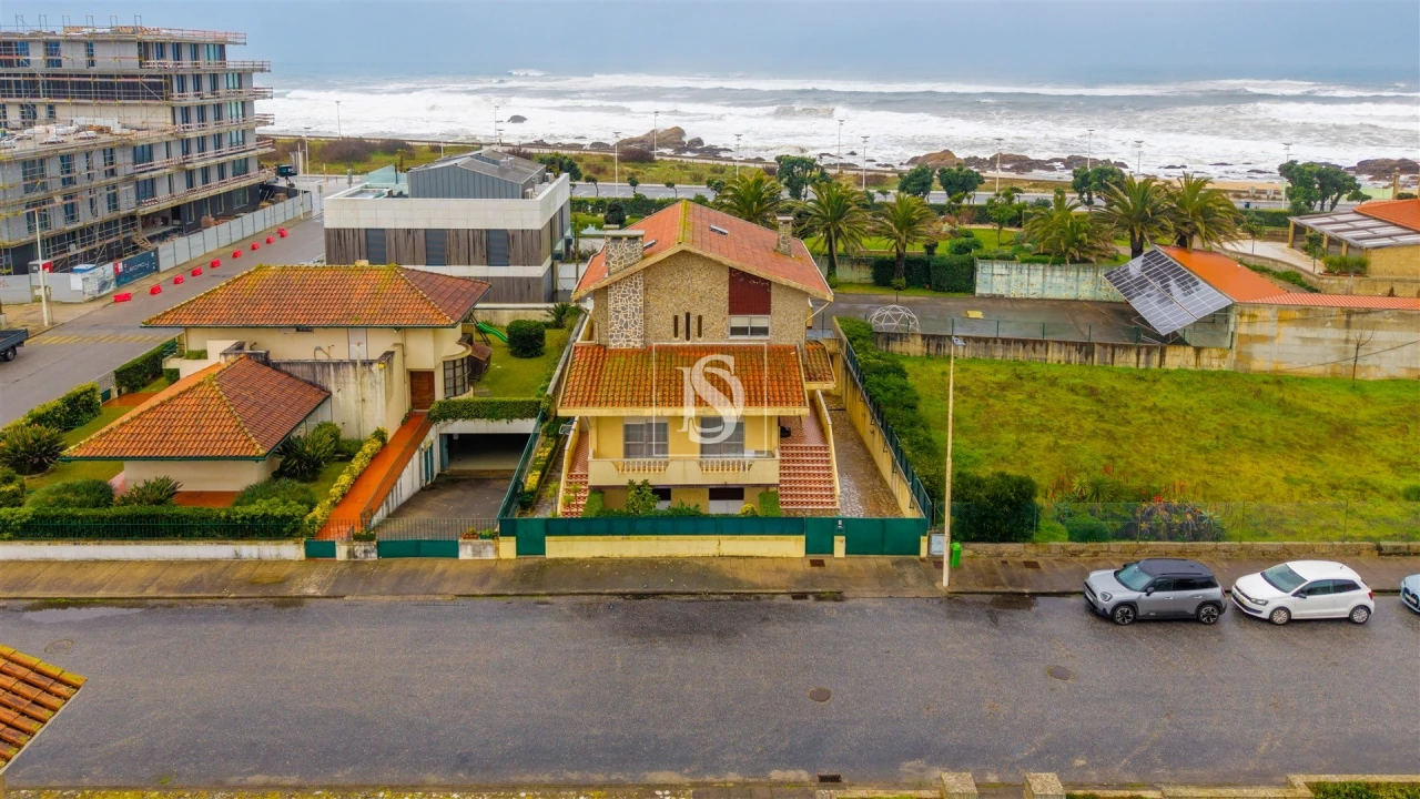 Moradia T6 para Venda em Vila do Conde Foto 1