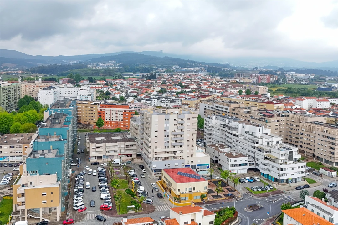 Apartamento T4 para Venda em Arcozelo Foto 2