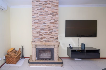 Apartamento T4 para Venda em Arcozelo