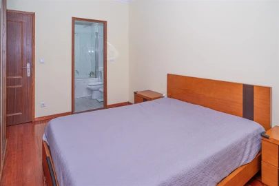 Apartamento T4 para Venda em Arcozelo