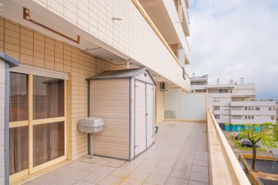 Apartamento T4 para Venda em Arcozelo