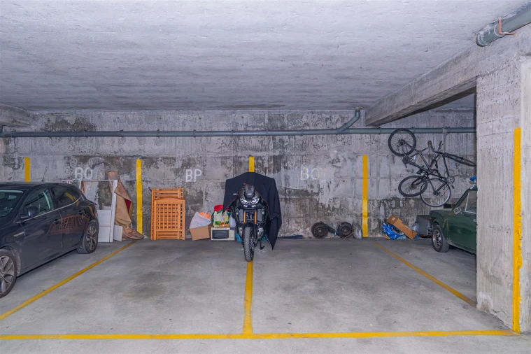 Apartamento T4 para Venda em Arcozelo Foto 35