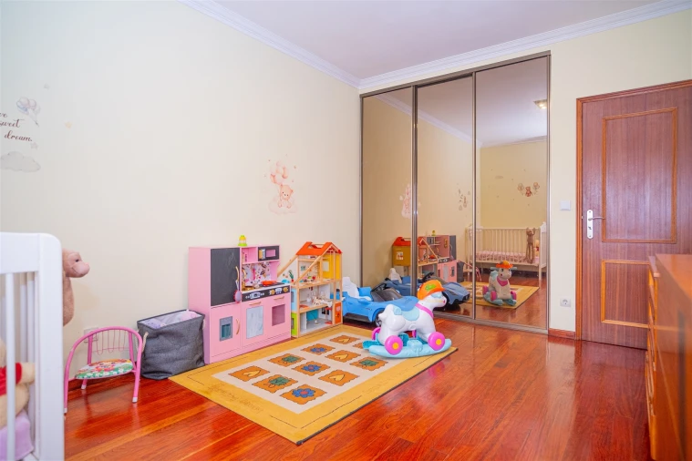 Apartamento T4 para Venda em Arcozelo Foto 20