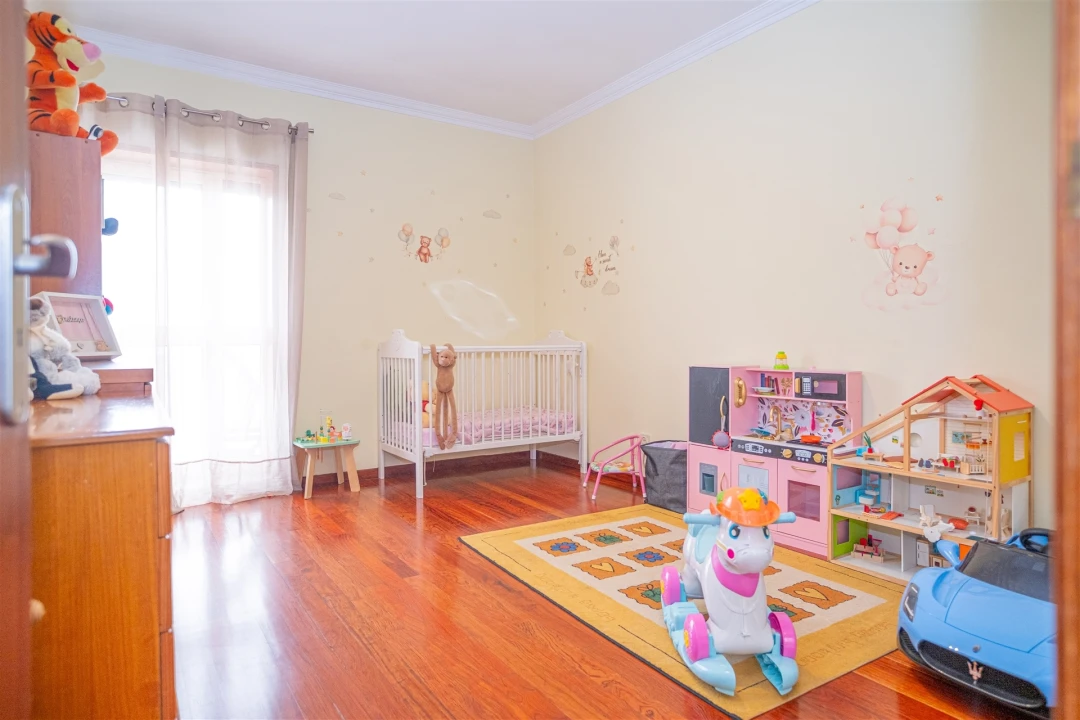 Apartamento T4 para Venda em Arcozelo Foto 19