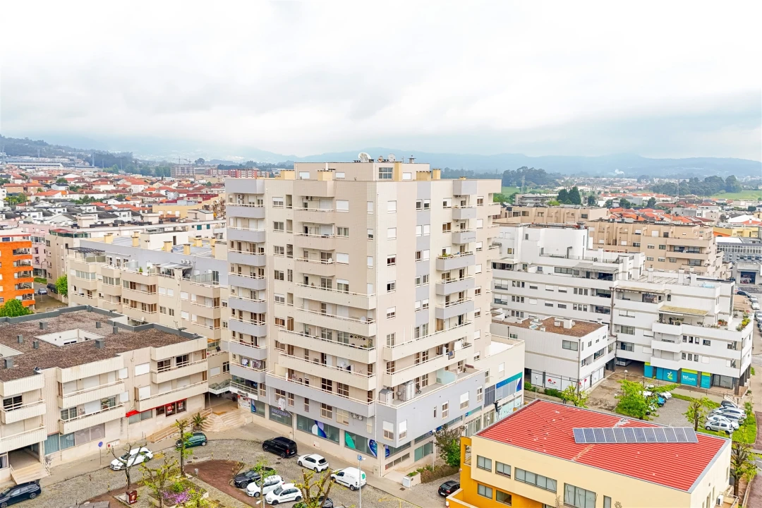 Apartamento T4 para Venda em Arcozelo Foto 5
