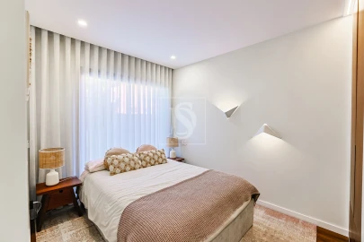 Moradia T4 para Venda em Perafita, Lavra e Santa Cruz do Bispo