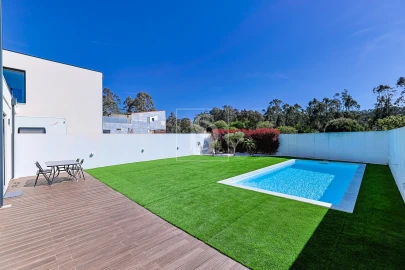 Moradia T4 para Venda em Perafita, Lavra e Santa Cruz do Bispo