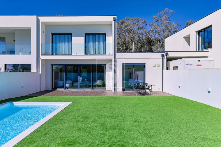 Moradia T4 para Venda em Perafita, Lavra e Santa Cruz do Bispo