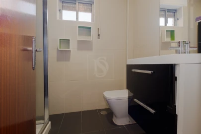 Apartamento T2 para Venda em Baixa da Banheira e Vale da Amoreira