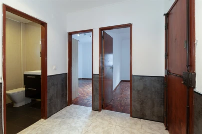 Apartamento T2 para Venda em Baixa da Banheira e Vale da Amoreira