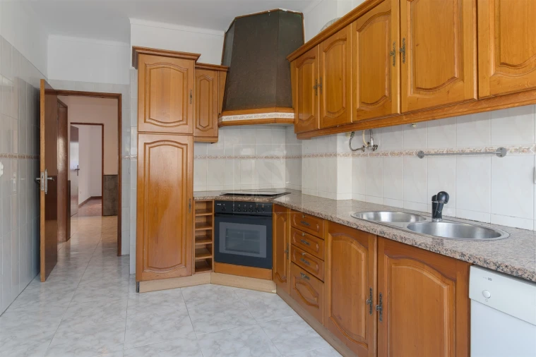 Apartamento T2 para Venda em Baixa da Banheira e Vale da Amoreira Foto 2