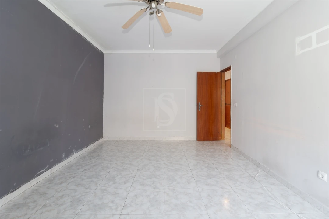 Apartamento T2 para Venda em Baixa da Banheira e Vale da Amoreira Foto 6