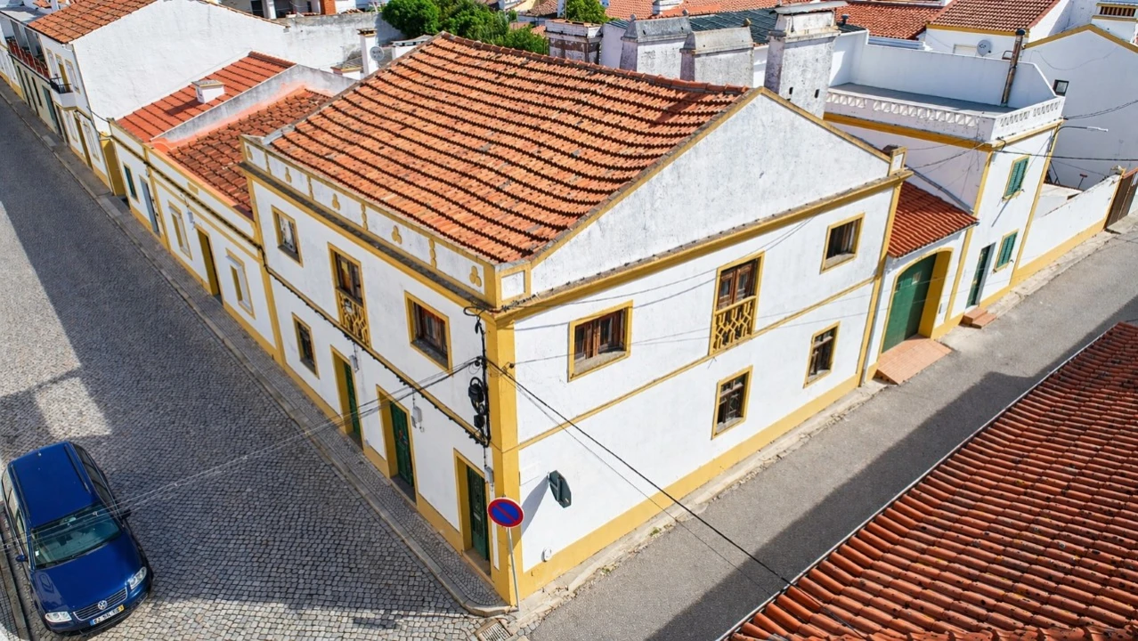 Moradia T6 para Venda em Alter do Chão Foto 4