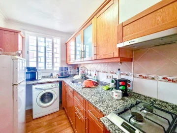 Apartamento T3 para Venda em São João Baptista e Santa Maria dos Olivais